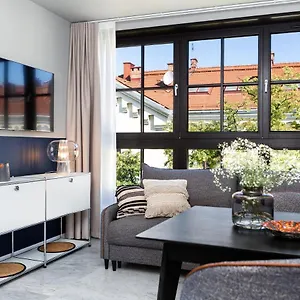 H11 Aparthotel Krakow