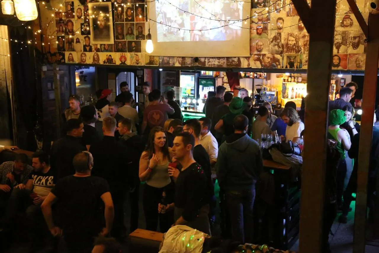 Retox Party Hostel Budapeszt