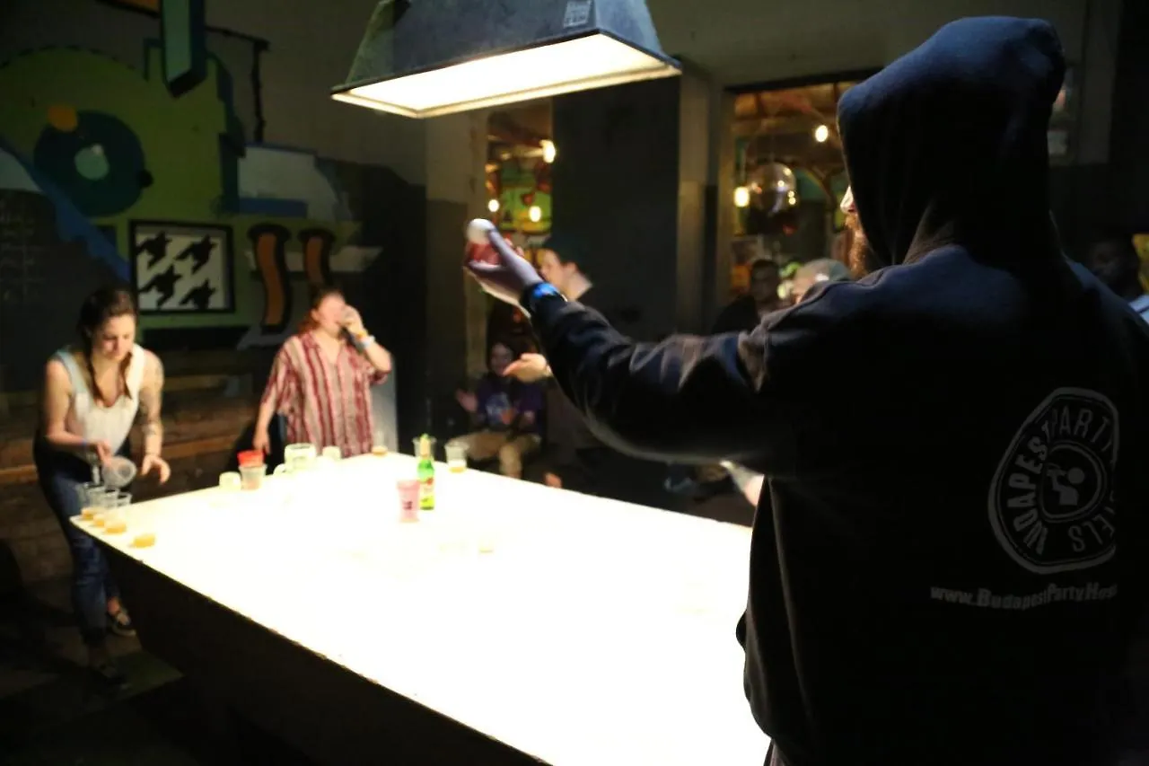 Retox Party Hostel Budapeszt